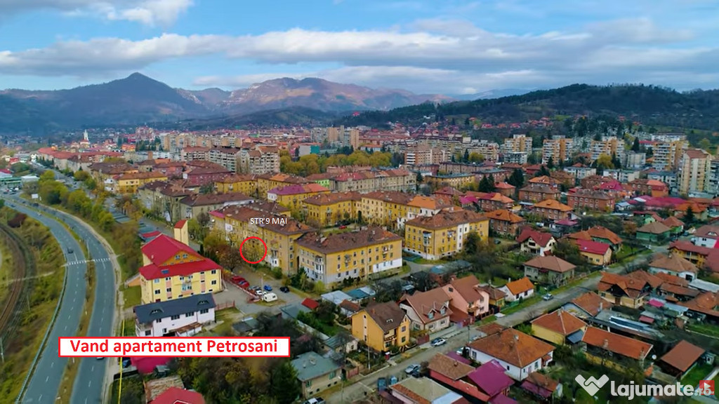 Scapa de aglomeratie, 2 camere mari, parter înalt,zonă verde Petroșani