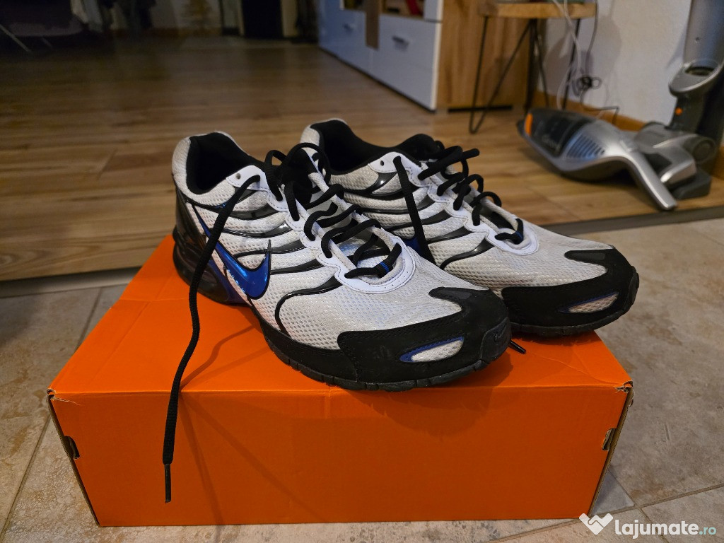 Vand Nike MAXAIR mar 45 , 290 mm