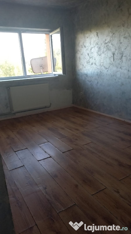 Vând garsonieră Târgu Mureș