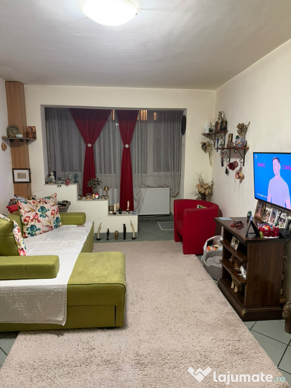 Direct proprietar vând apartament cu 2 camere