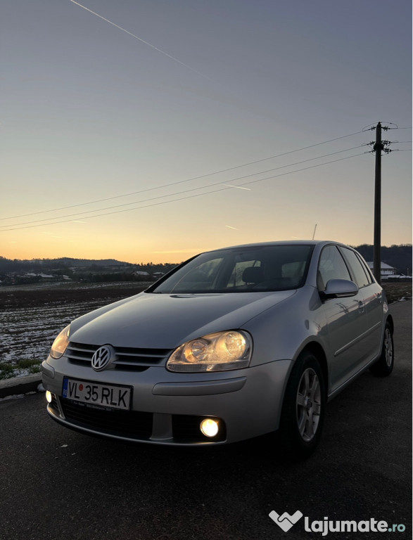 VW Golf 5 1.6 benzina 2008, primul proprietar pe romania