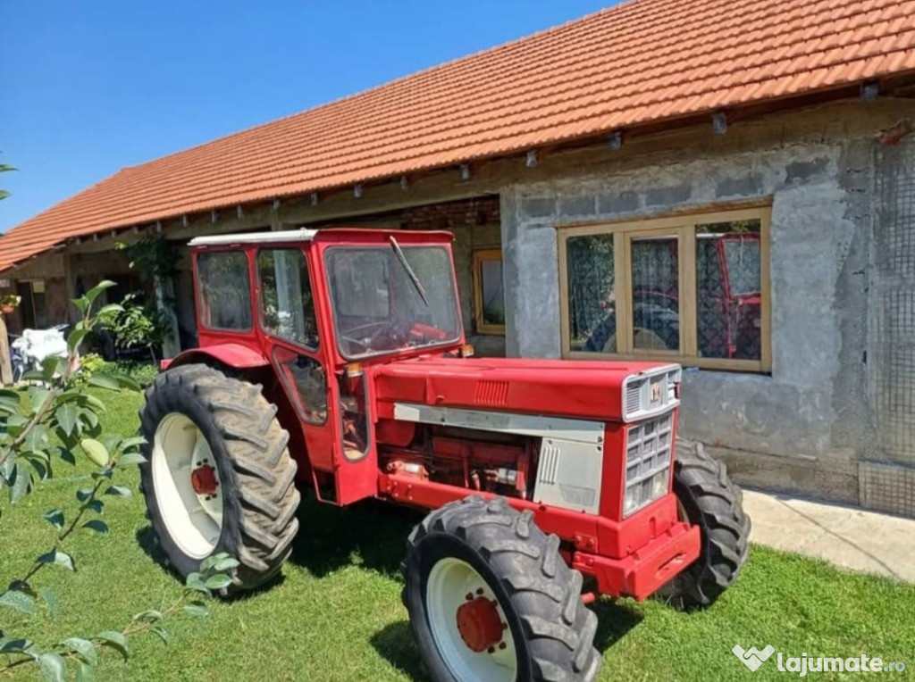 Tractor International 946