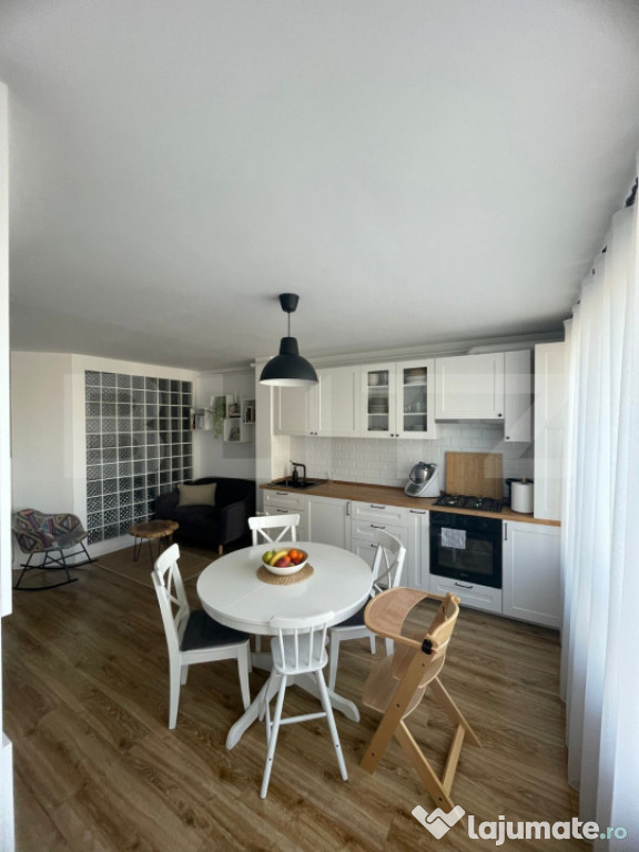 Apartament cu 3 camere, finisat si mobilat, parcare, langa R