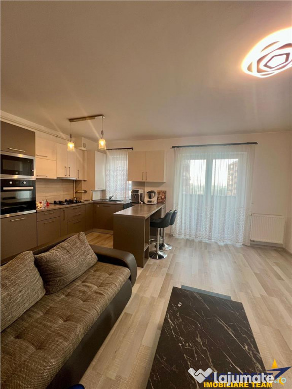 Apartament decomandat, zona Coresi, Tractorul, 2 locuri parc