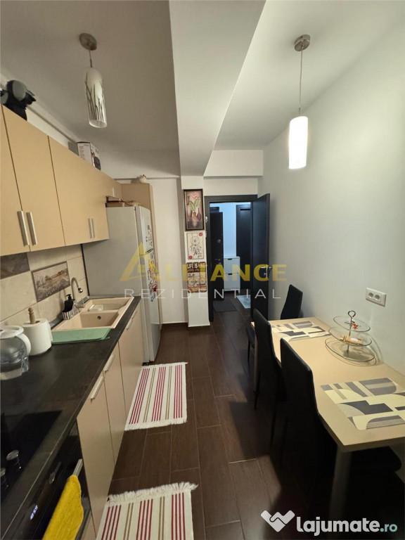 Complex Titan-2 Camere-Decomandat-Mobilat/Utilat Parcare