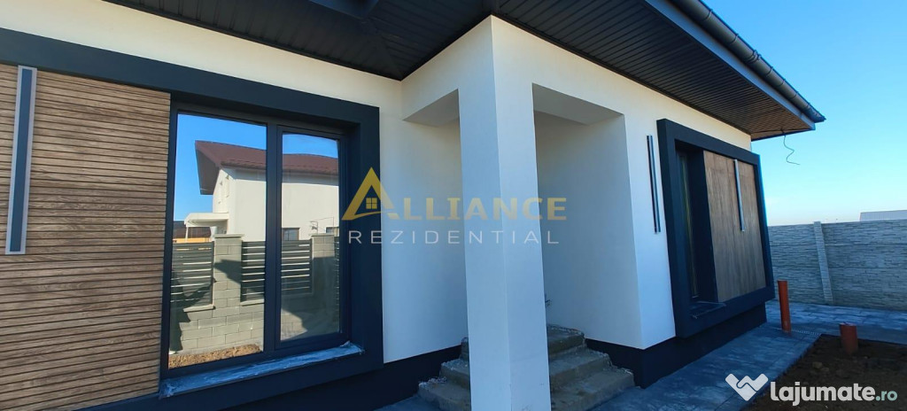 Casa individuala - 4 camere - 2 bai - in apropiere de STV