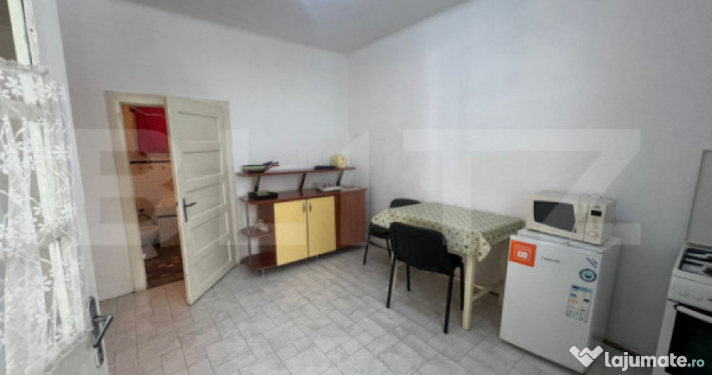 Închiriere casă în zonă liniștită – Podeni, Târgu M
