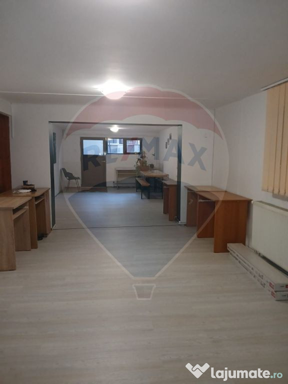 Spațiu comercial de 84mp de închiriat în zona Brazda l...