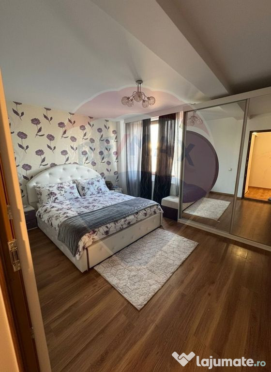 Casă / Vilă cu 5 camere de vânzare în zona Dorobantul