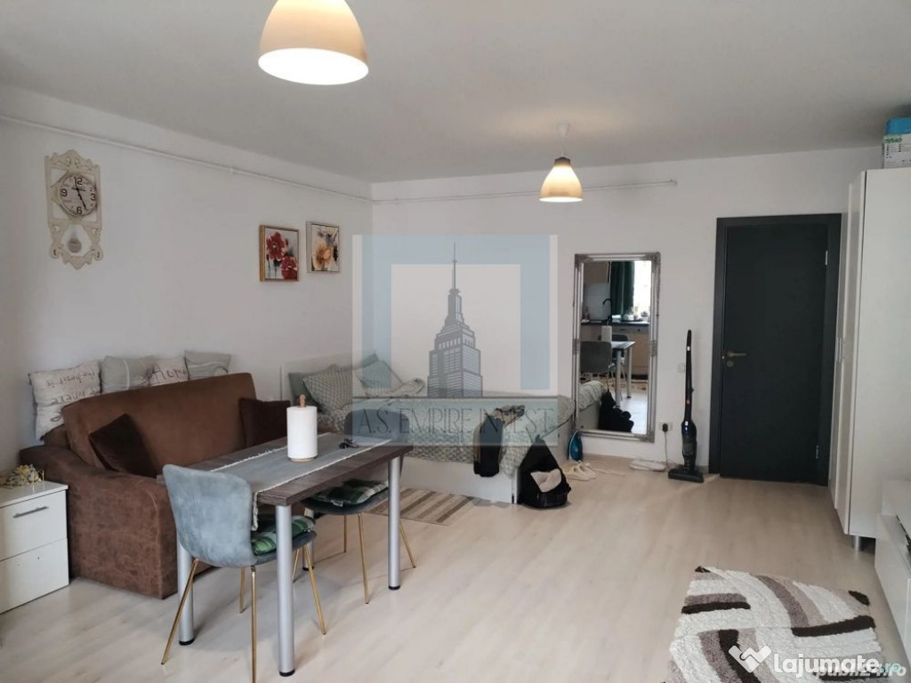 De vanzare garsoniera/ Sanpetru