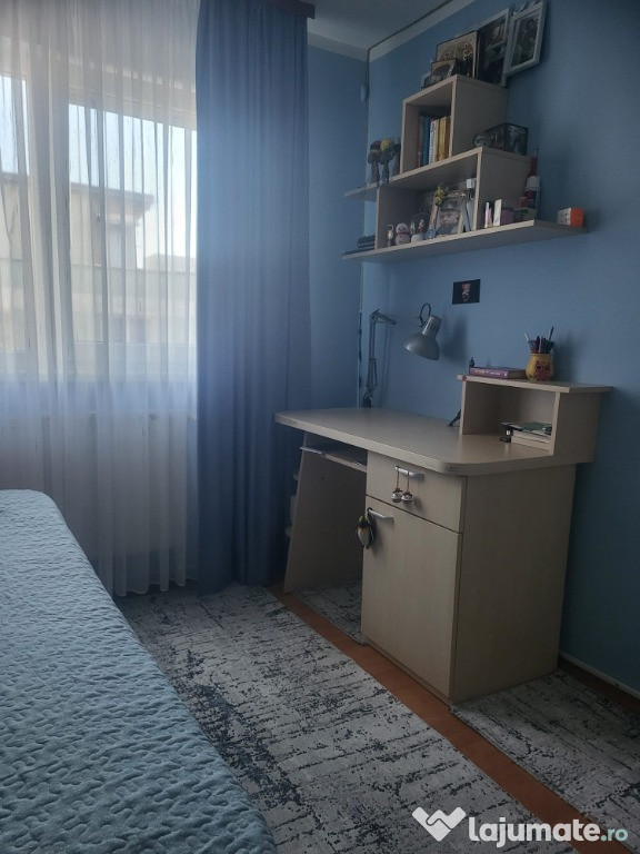 Proprietar persoana fizica, vand in George Enescu - 3 camere decomanda