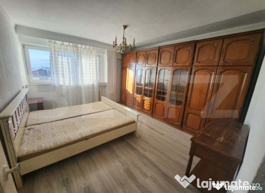 Apartament spațios cu 2 dormitoare, zona Cetate