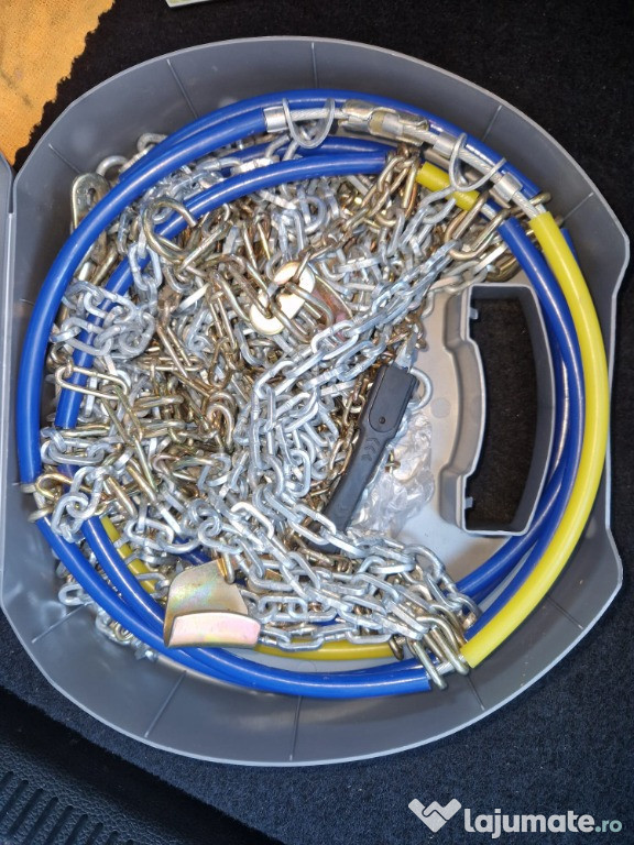 Lanturi masina iarna