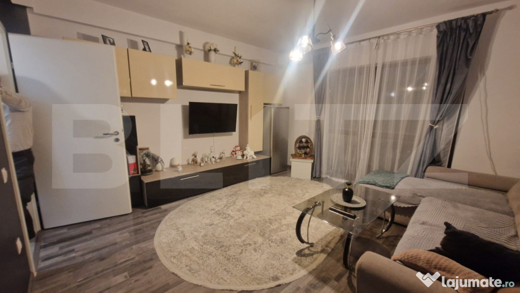 Apartament 2 camere ,58 mp utili, terasa mare, decomandat ,m