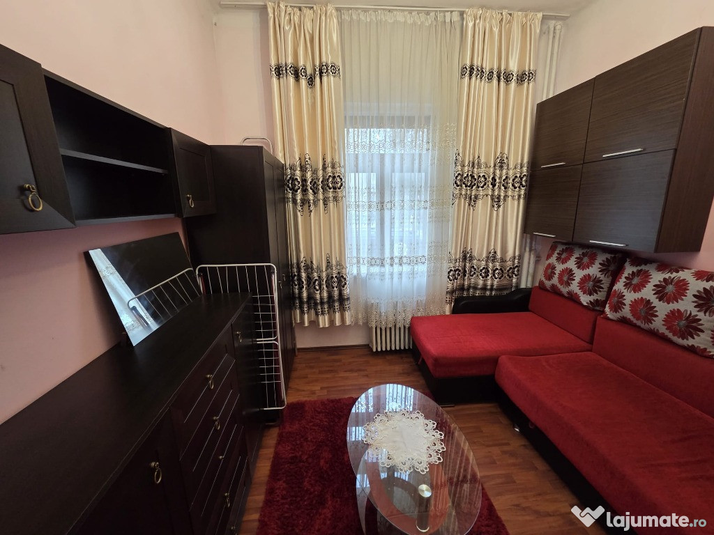 Vând cameră de cămin mobilată și utilată-Valea Roșie, Craiova