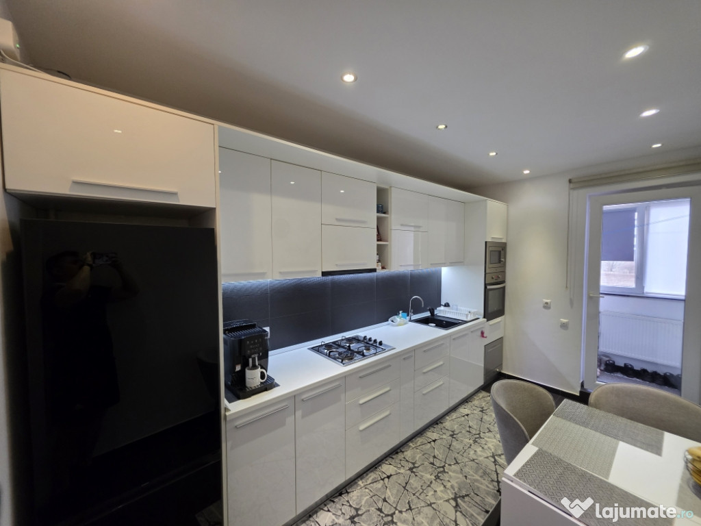 Apartament 2 camere decomandat, 65 mp, COMPLET MOBILAT