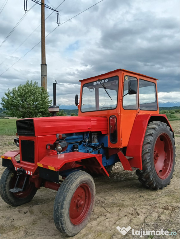 Tractor utb 650.