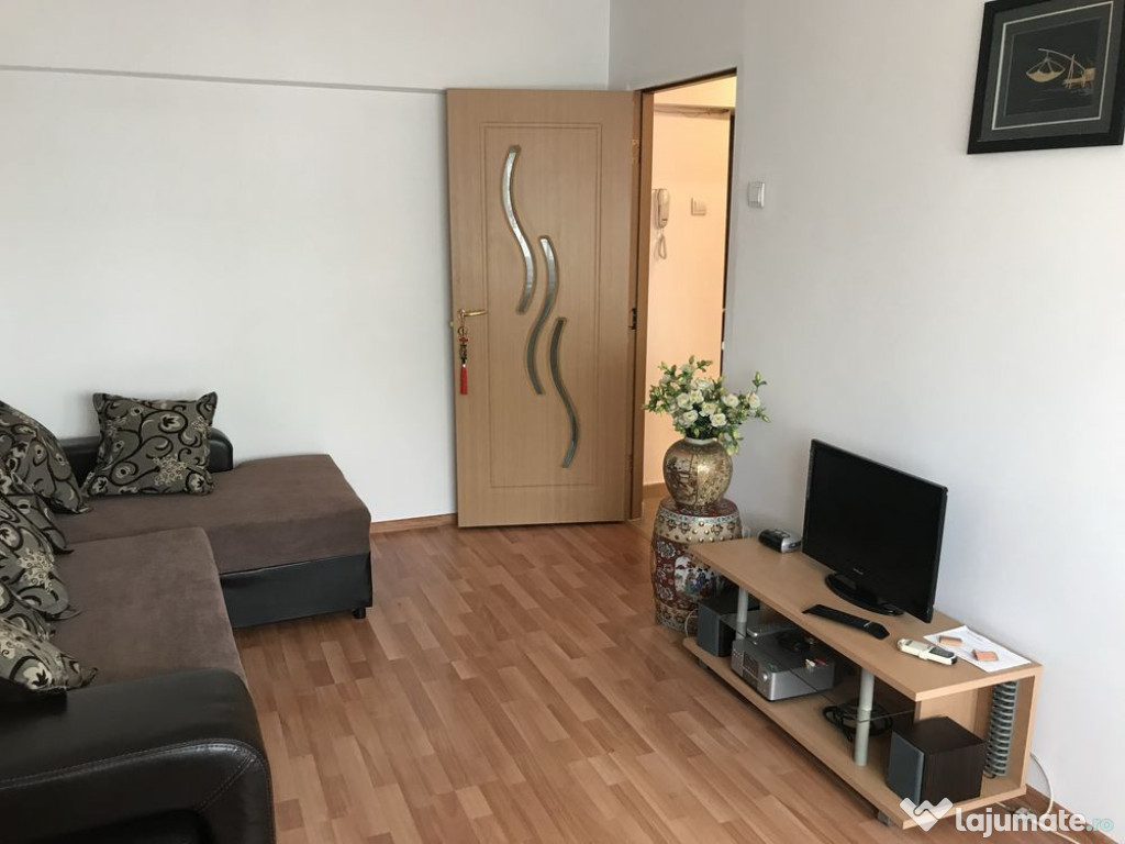 Garsoniera 2 minute de metrou Brancoveanu