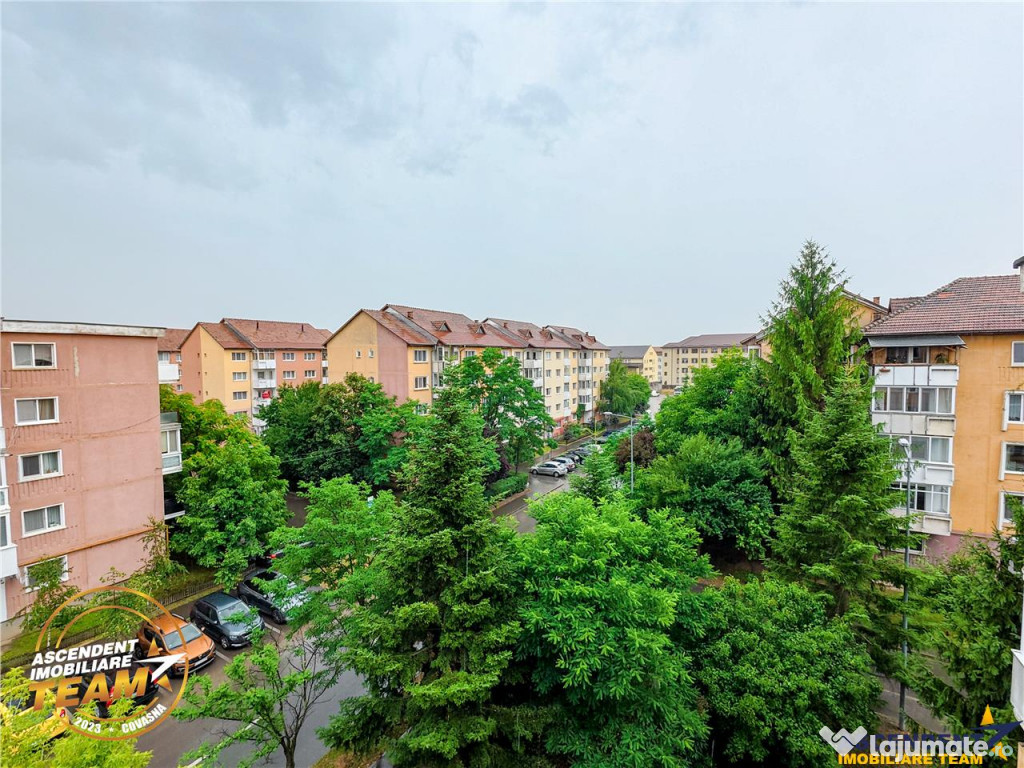 3D!Apartament 3 camere,decomandat,65 mp,zona linstita, Lenin