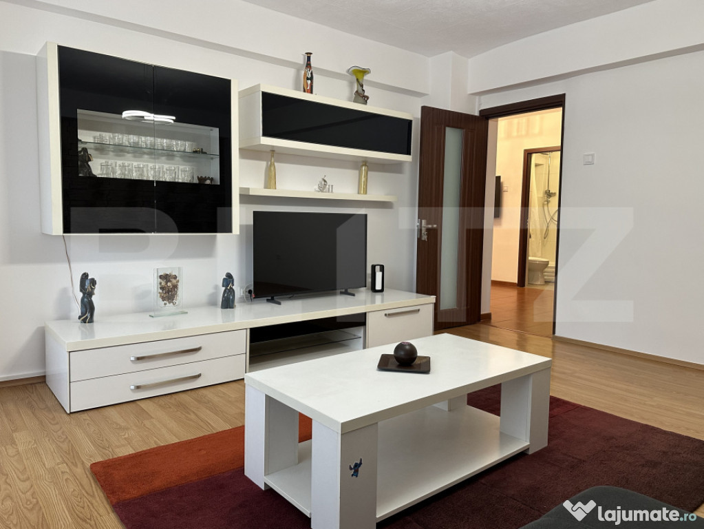 De inchiriat: Apartament 4 camere, 100 mp utili, zona Iulius