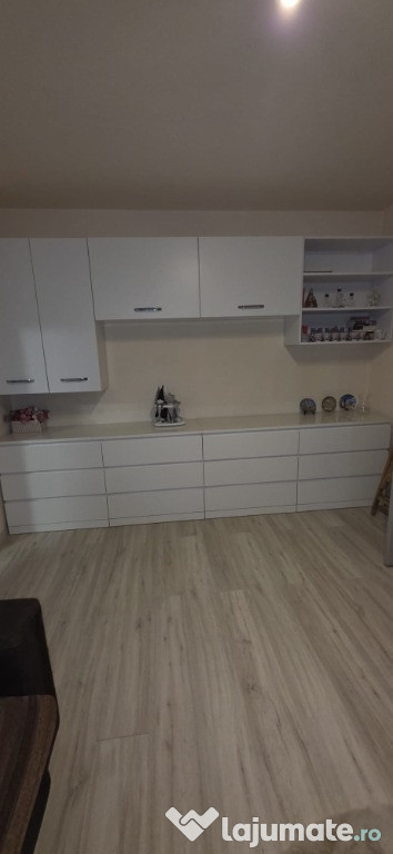 Inchiriere apartament