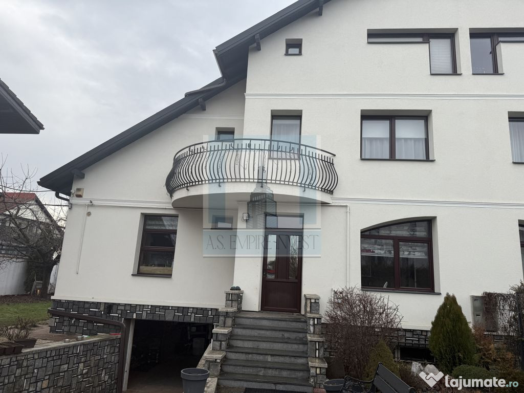 Casa/Villa 7 camere, singur in curte - zona Tractorul/Brasov