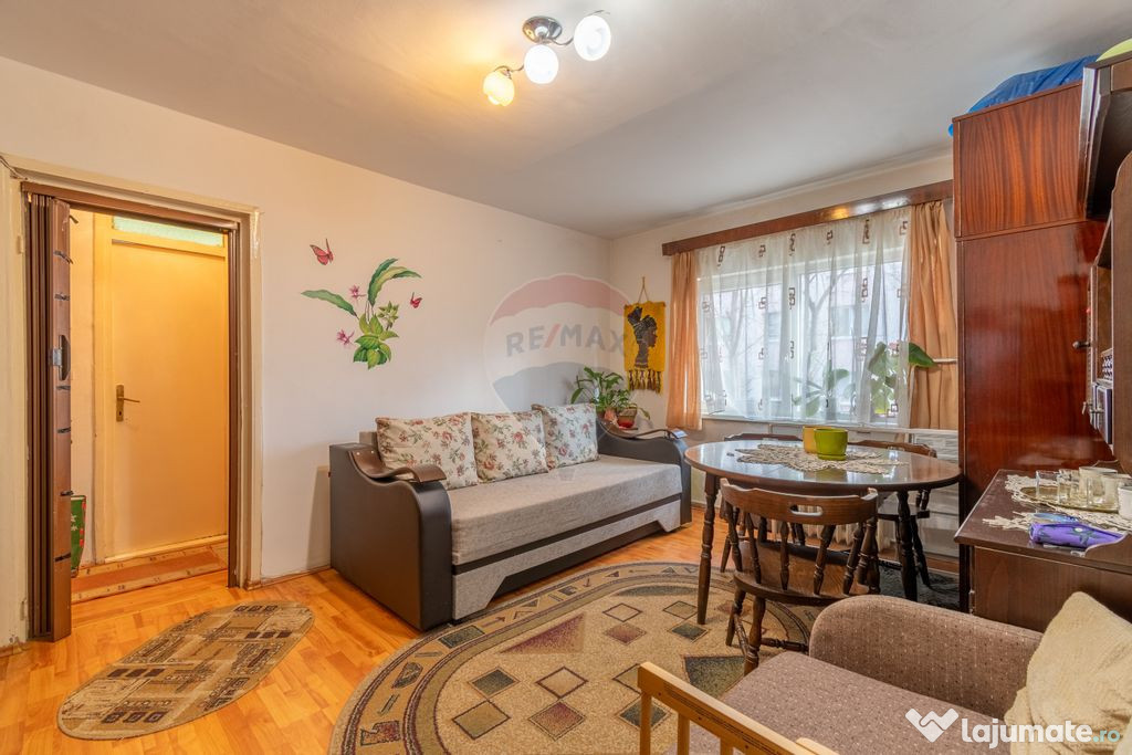 Apartament cu 2 camere de vanzare pe Str.Jean Jaures 12, ...