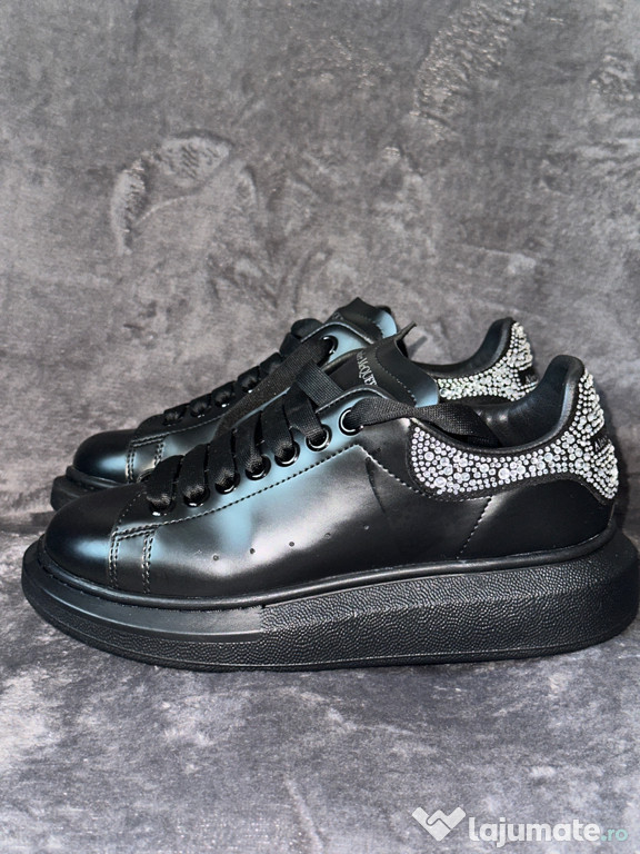 Alexander McQueen Star