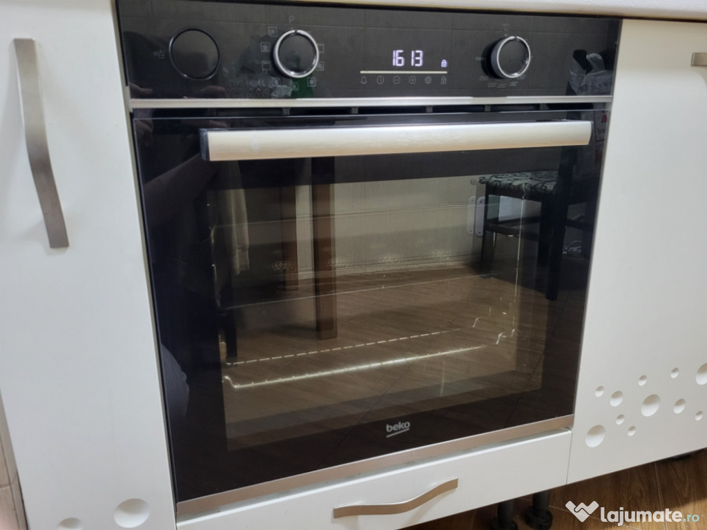 Cuptor incorporabil Beko BBIS13300XMSE