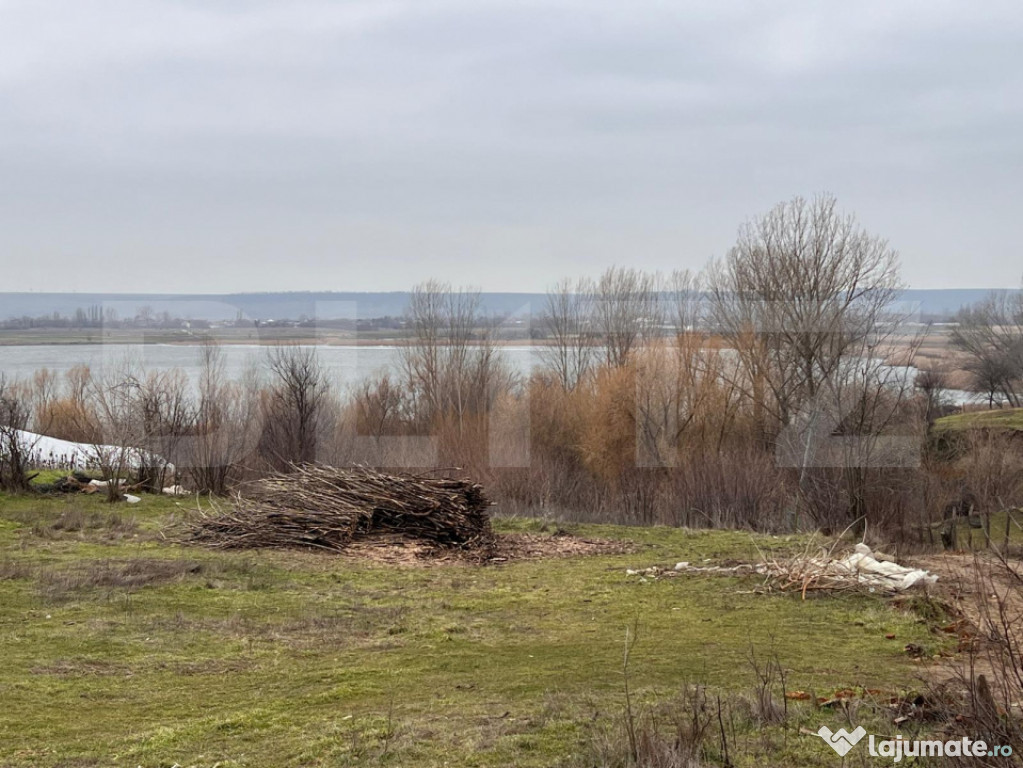 ????️ Teren intravilan 2142 mp – vedere lac Geormane