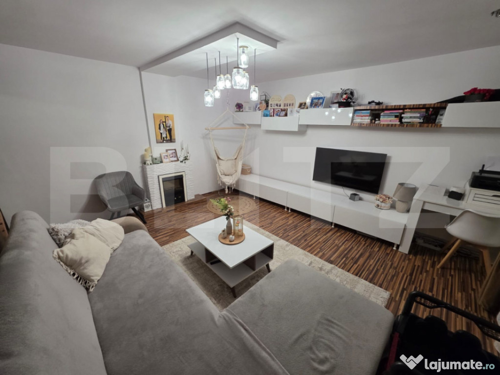 Apartament cu 3 camere, decomandat,67 mp,Micro 16