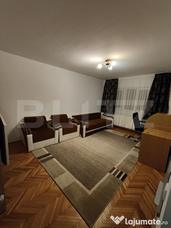 Apartament de închiriat în zona Bradet