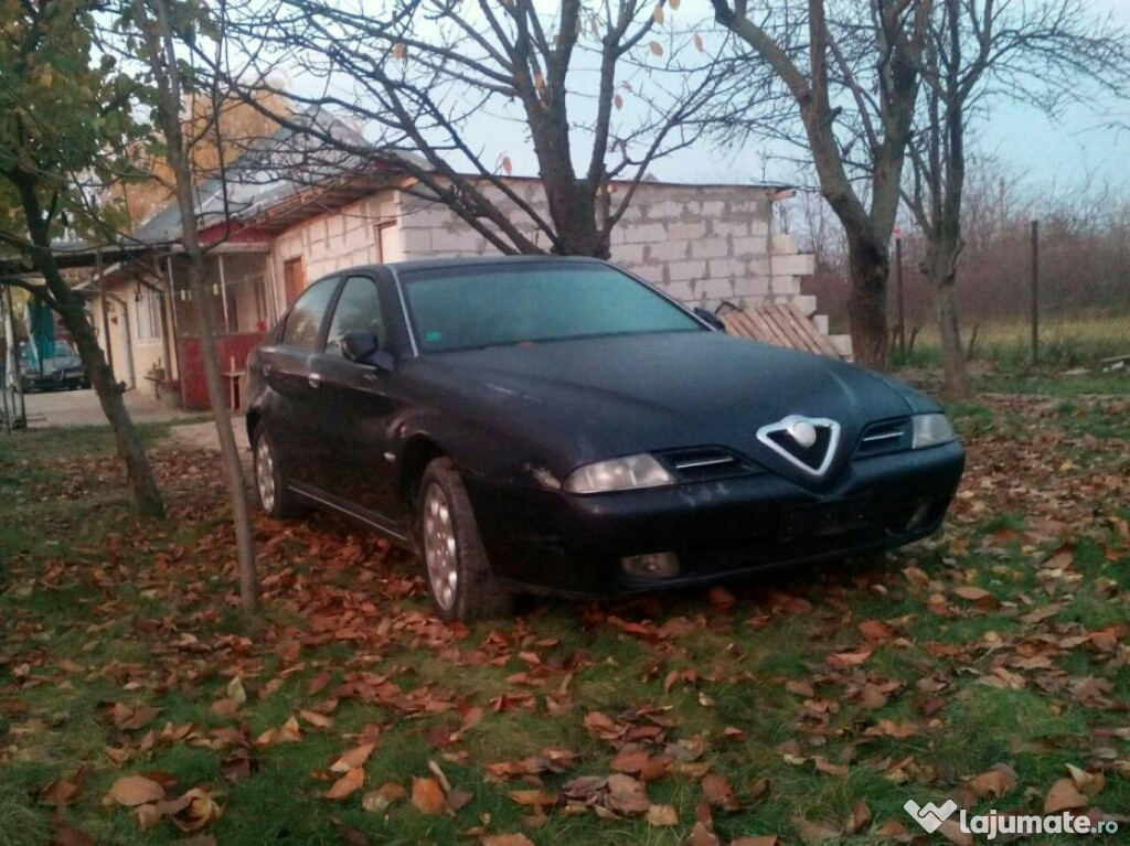 Alfa romeo dezmembrez