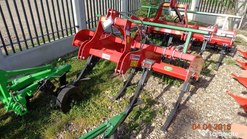 Scarificator agricol