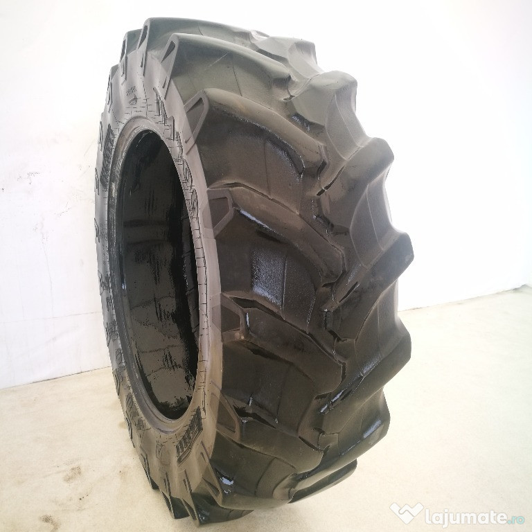 Anvelopa 320/70R24 Pirelli Cauciucuri si Anvelope SECOND