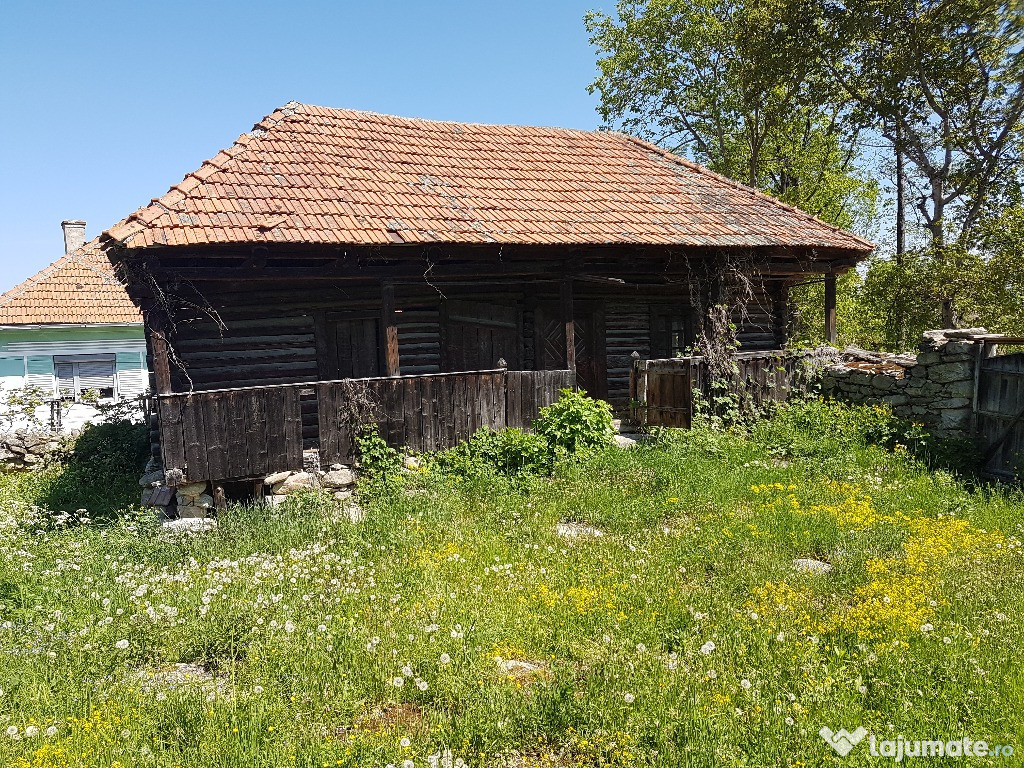 Casa+ teren Paros Hunedoara