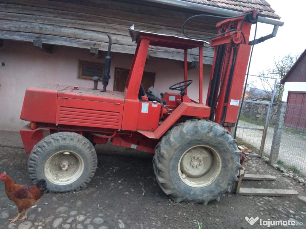 Tractor Manitou stivuitor