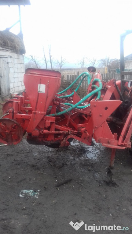 Semănătoare porumb