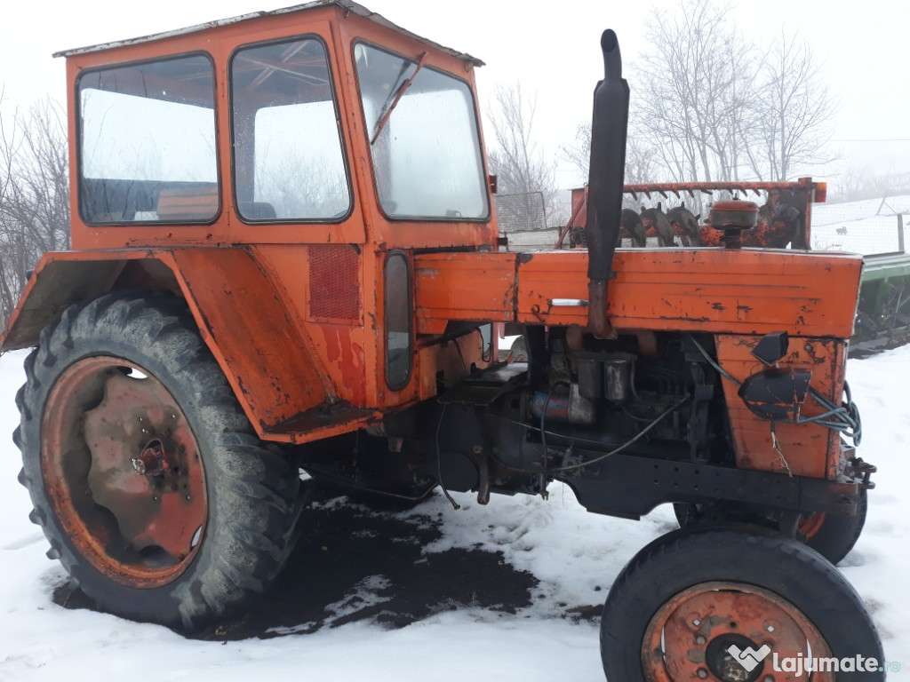 Tractor u 650