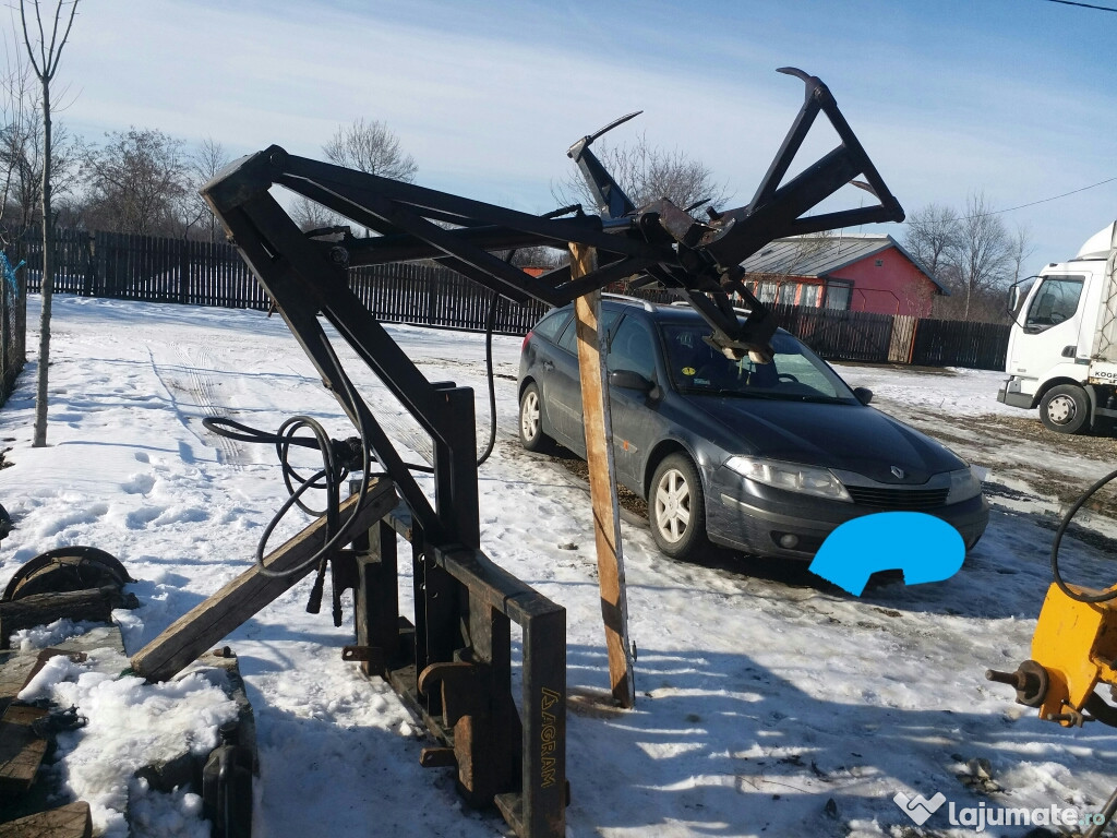 Macara tractor
