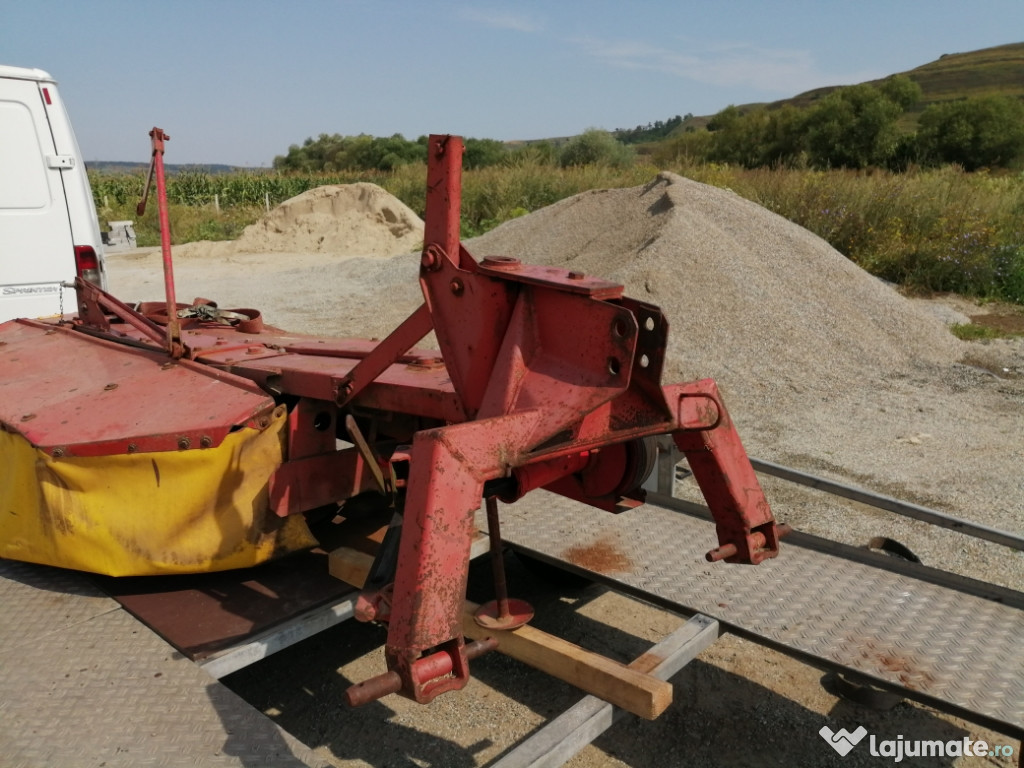 Utilaje agricole plug, freza, semănători...