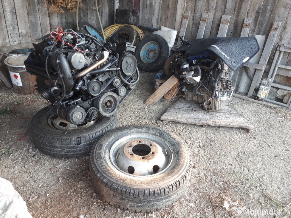 Dezmembrez motor e 46 320d 150 cp