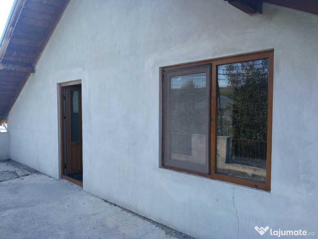 Casa 5 camerere Prahova, sat Mocesti 1652