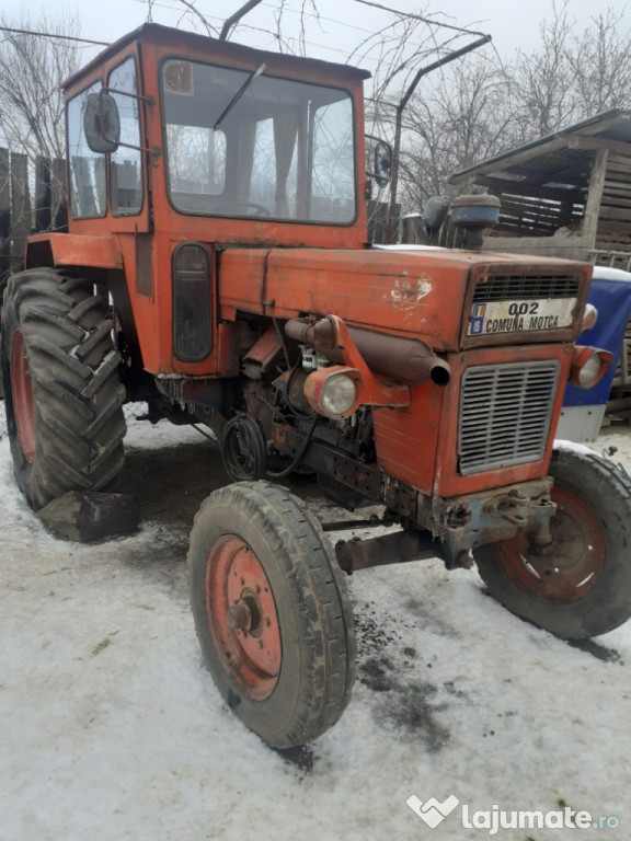 Tractor U650