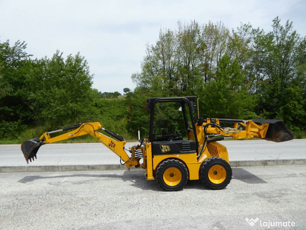 Inchiriez buldoexcavator-mini