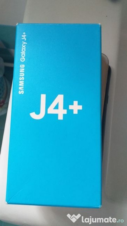 Samsung j4+