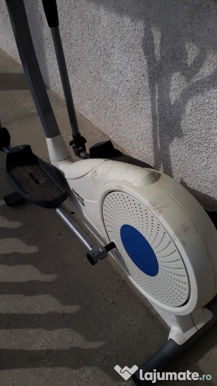 Bicicleta eliptică fitnes
