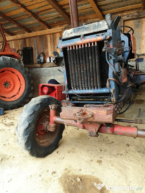 Tractor 650