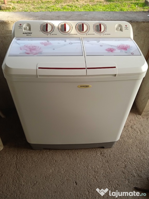 Mașină de spălat semiautomata