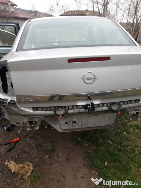 Dezmembrez opel vectra c 2.2benzină 2002-2005